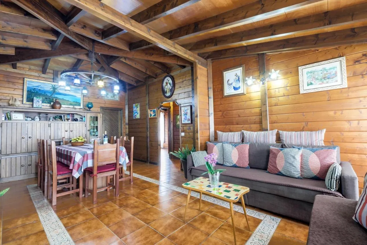 Casa Rural Con Piscina Arafo 0*,