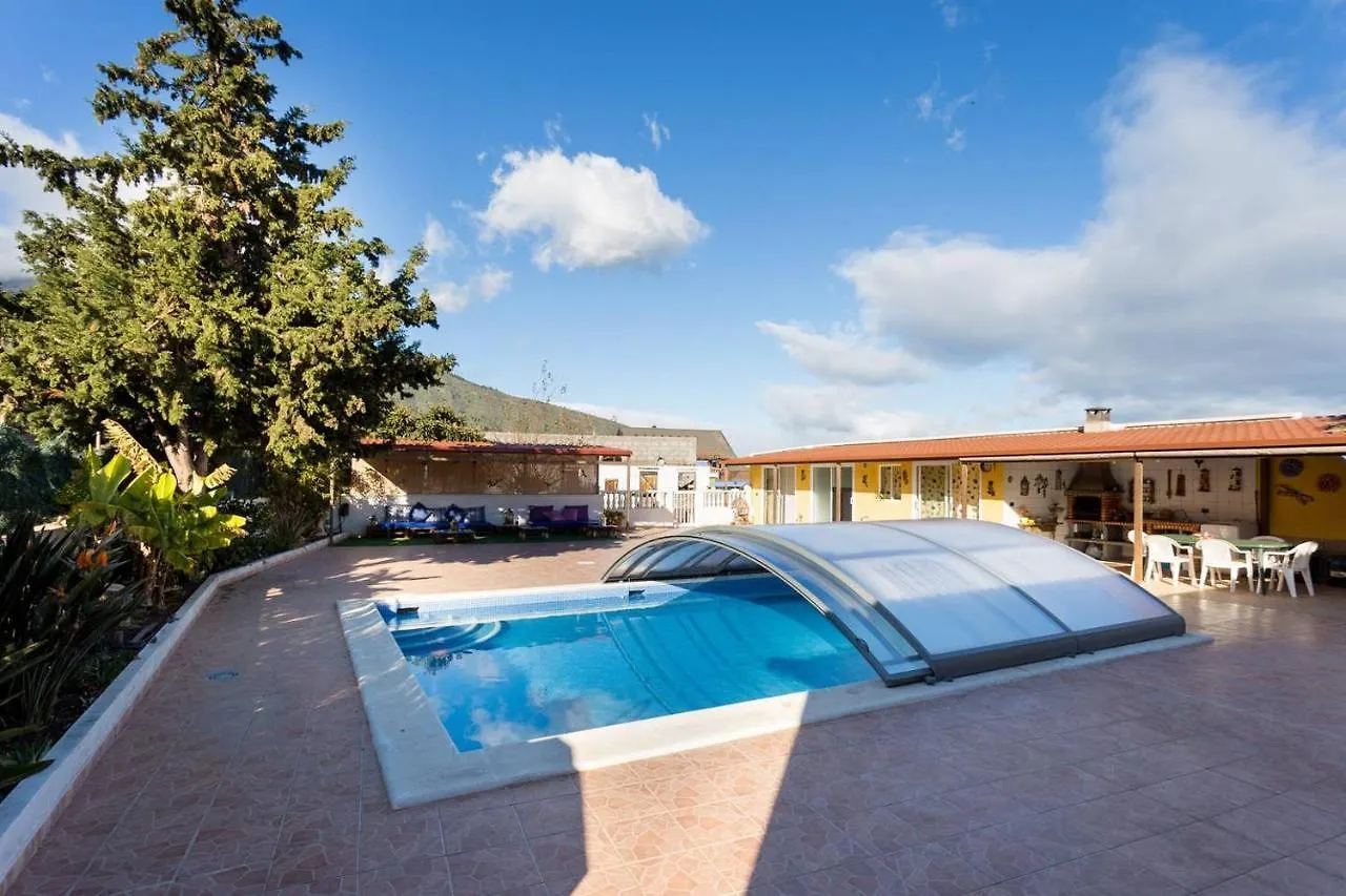 Casa Rural Con Piscina Arafo 0*,